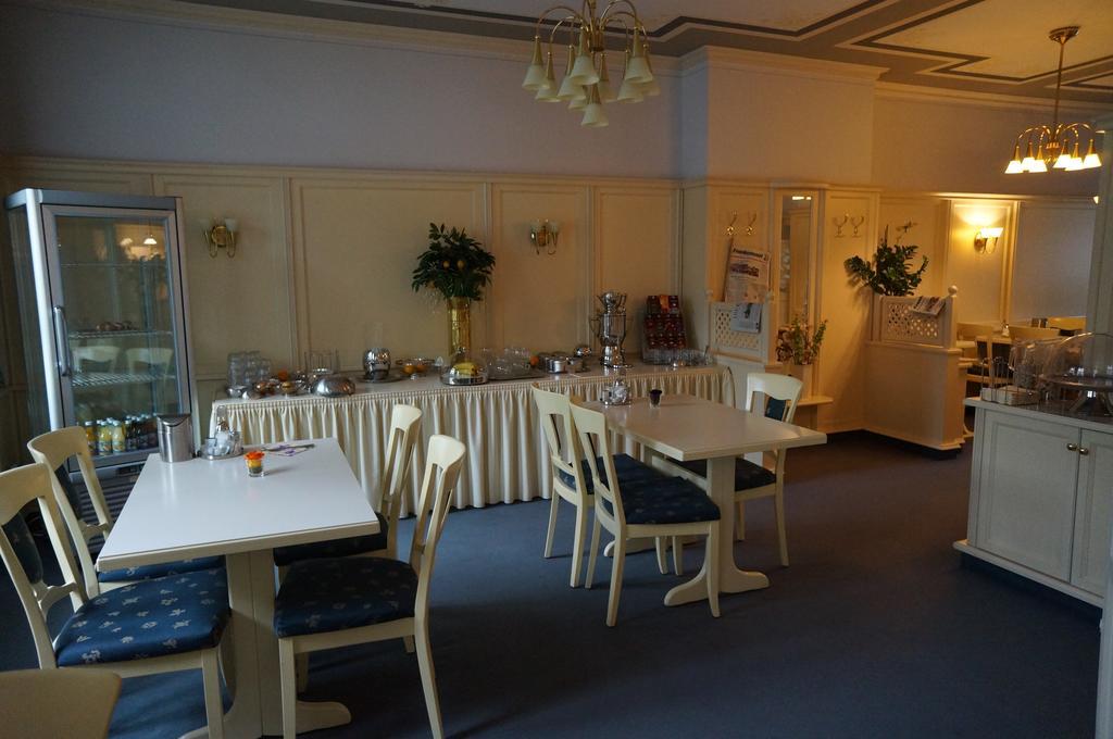 Hotel Burghof 호프 외부 사진