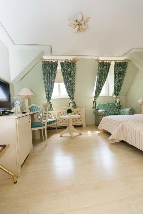 Hotel Burghof 호프 외부 사진