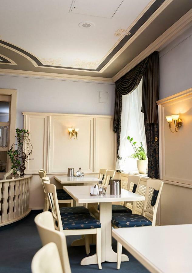 Hotel Burghof 호프 외부 사진