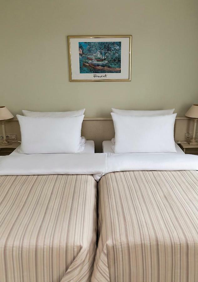 Hotel Burghof 호프 외부 사진